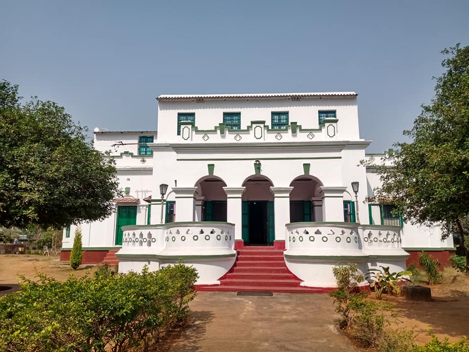 Madhupur-Heritage-Guest-House-front-view